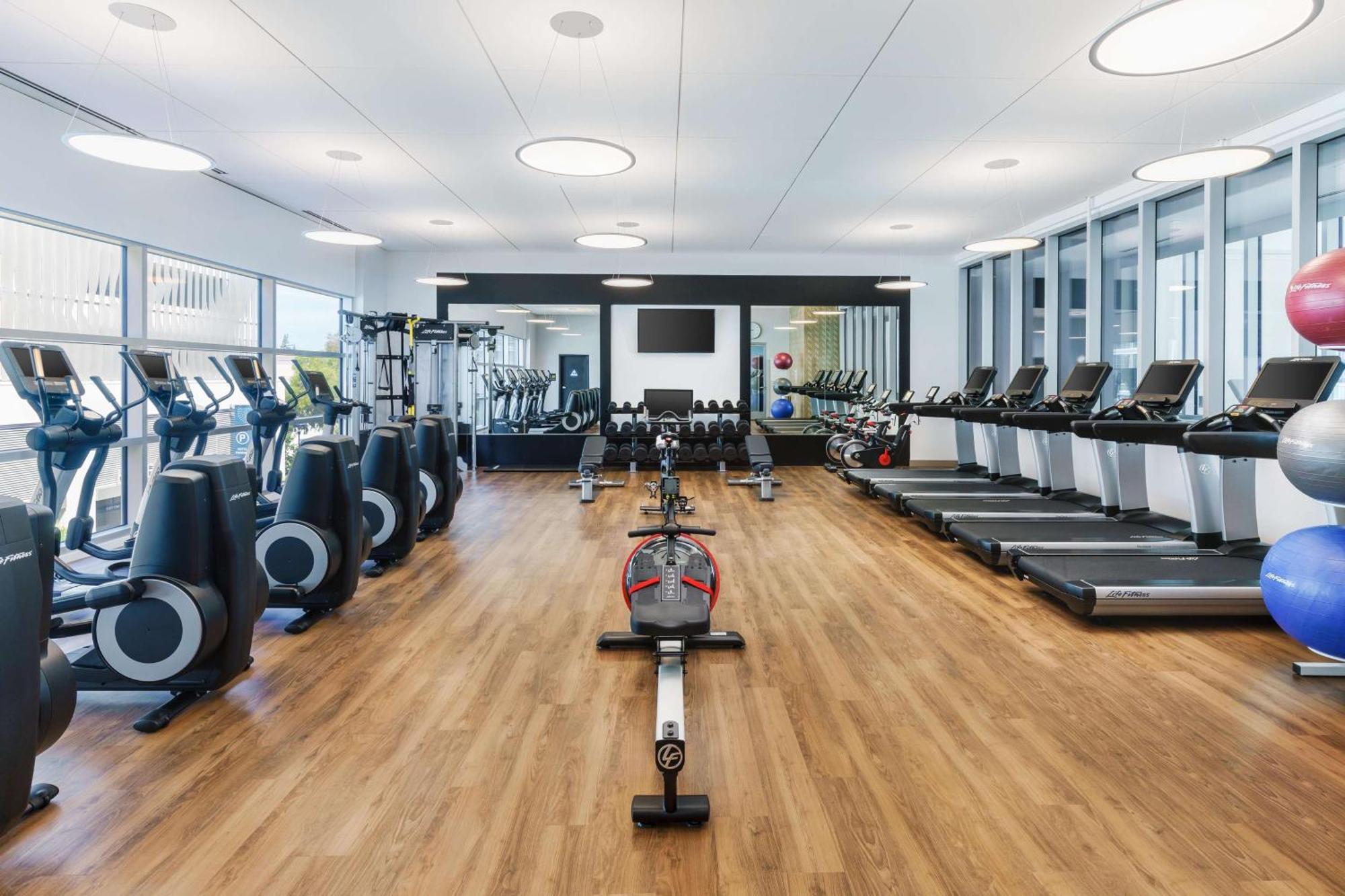 Hyatt Centric 3*