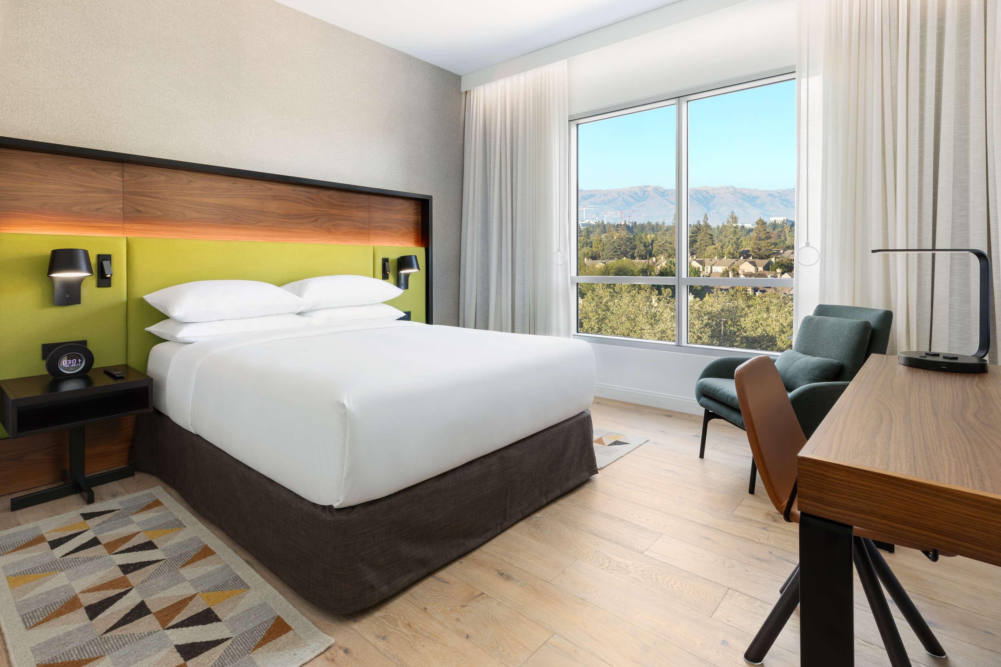 Hyatt Centric 3* Mountain View